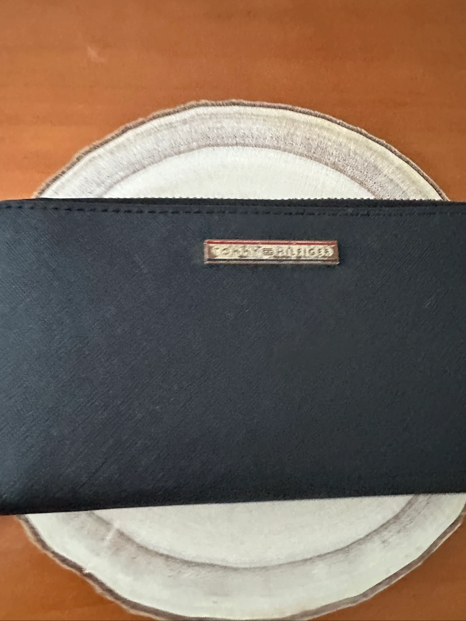 Carteira / Porta-moedas Tommy Hilfiger Preto/Azul - Zip Around Saffiano – photo 4